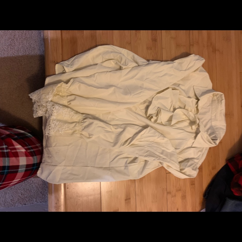 Costume blouse